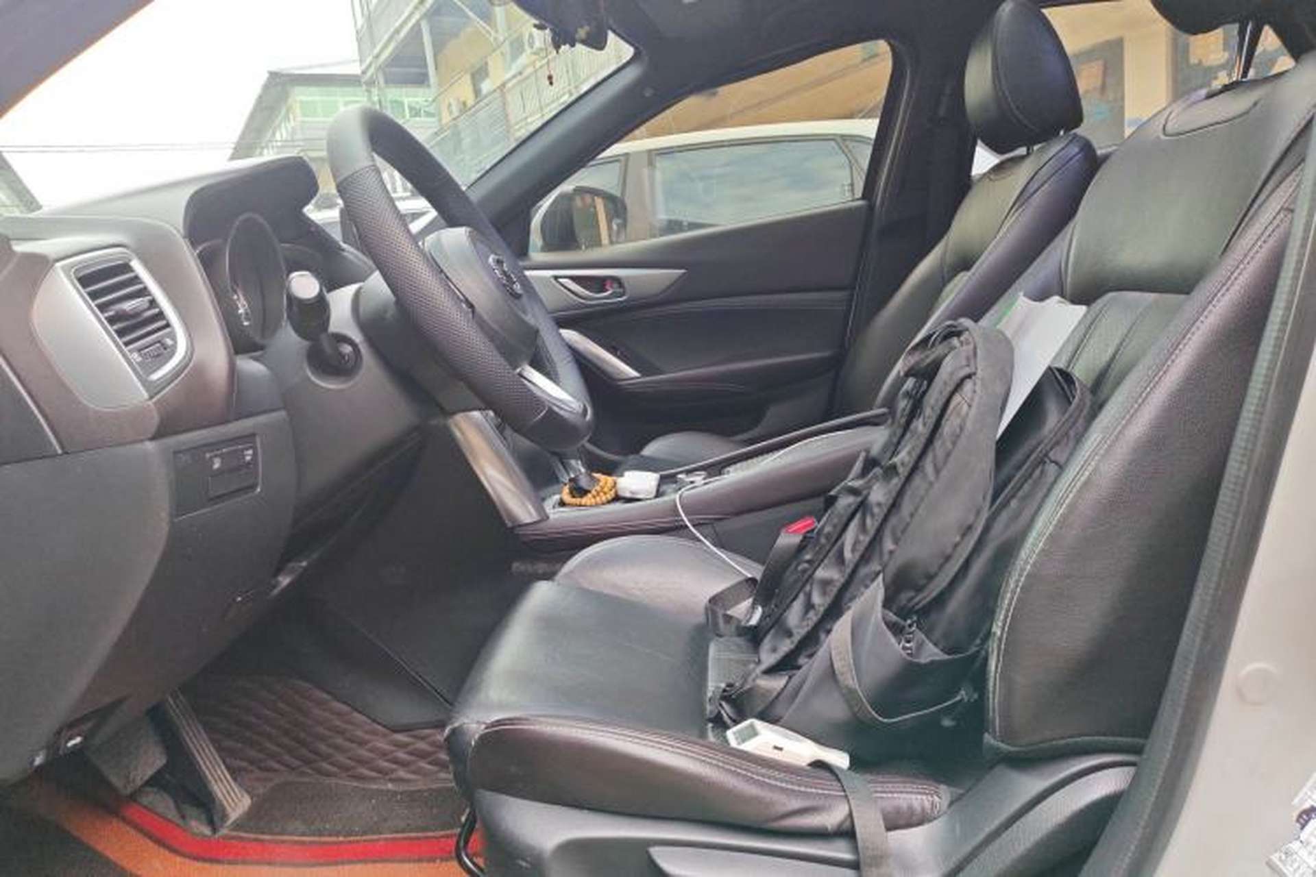 Used Mazda CX-4 2018 2.0L Automatic Two-Wheel Drive Blue Sky Luxury Edition Left Front Seat