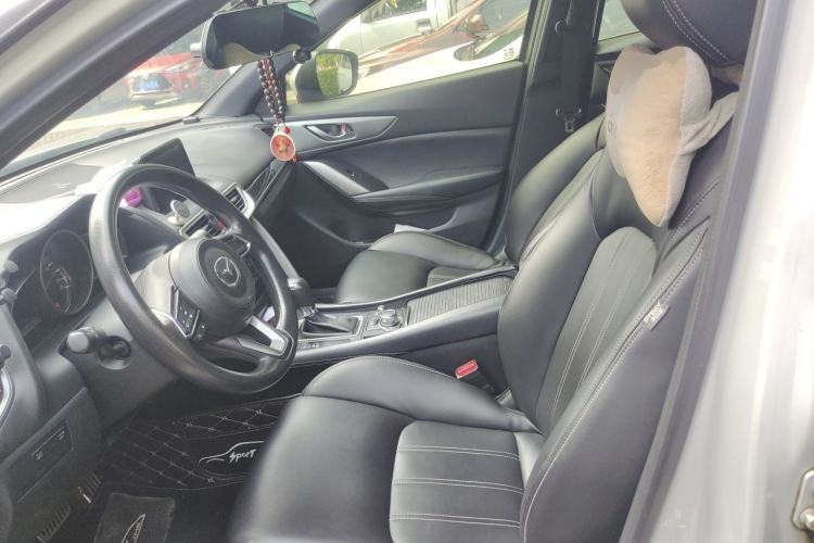 Used Mazda CX-4 2018 2.0L Automatic Two-Wheel Drive Blue Sky Exploration Version China V Standard Left Front Seat