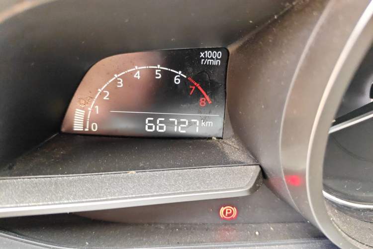 Used Mazda CX-4 2018 2.0L Manual Two-Wheel Drive Blue Sky Dynamic Edition China V Standard Odometer Close Up