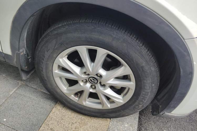 Used Mazda CX-4 2018 2.0L Automatic Two-Wheel Drive Blue Sky Exploration Version China V Standard Right Front Wheel Hub