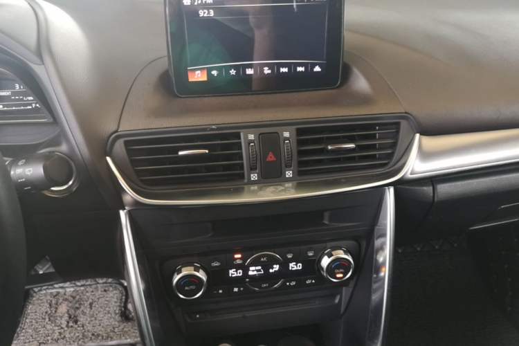 Used Mazda CX-4 2018 2.0L Automatic Two-Wheel Drive Blue Sky Luxury Edition Audio And AC Panel