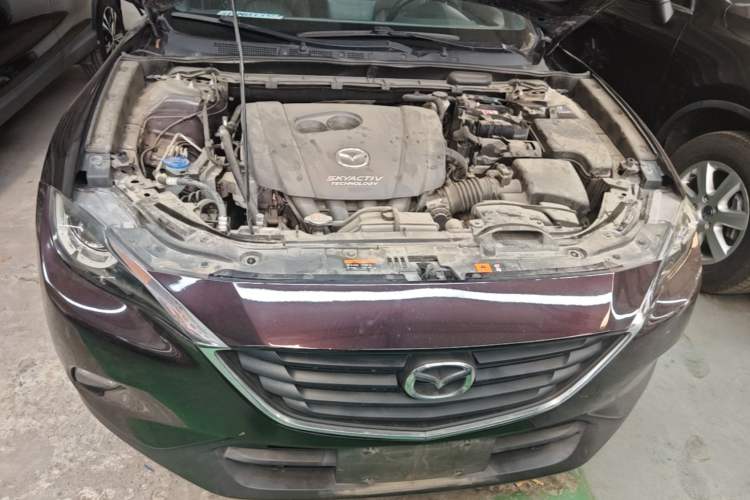 Used Mazda CX-4 2018 2.0L Automatic Two-Wheel Drive Blue Sky Dynamic Version China V Standard Engine Bay