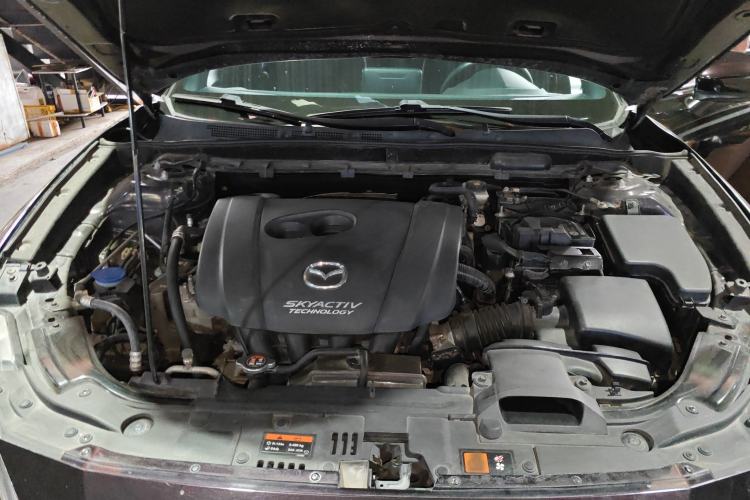 Used Mazda CX-4 2018 2.0L Automatic Two-Wheel Drive Blue Sky Dynamic Version China VI Standard Engine Bay