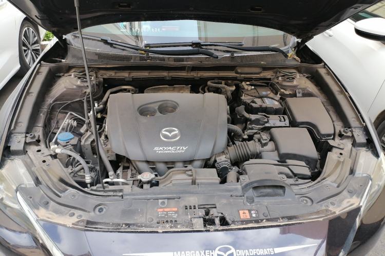 Used Mazda CX-4 2018 2.0L Automatic Two-Wheel Drive Blue Sky Exploration Version China V Standard Engine Bay