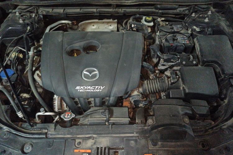 Used Mazda CX-4 2018 2.0L Automatic Two-Wheel Drive Blue Sky Dynamic Version China V Standard Engine Bay