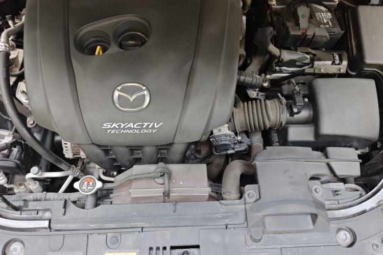 Used Mazda CX-4 2018 2.0L Automatic Two-Wheel Drive Blue Sky Dynamic Version China V Standard Engine Bay