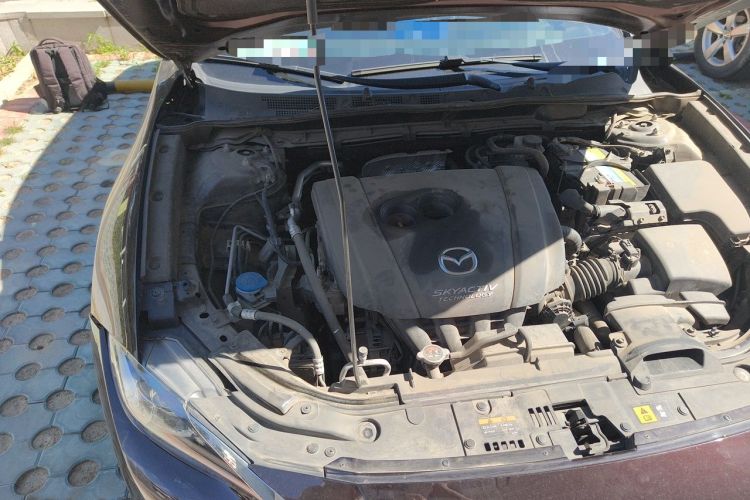 Used Mazda CX-4 2018 2.0L Automatic Two-Wheel Drive Blue Sky Leading Edition China V Standard Engine Bay Right