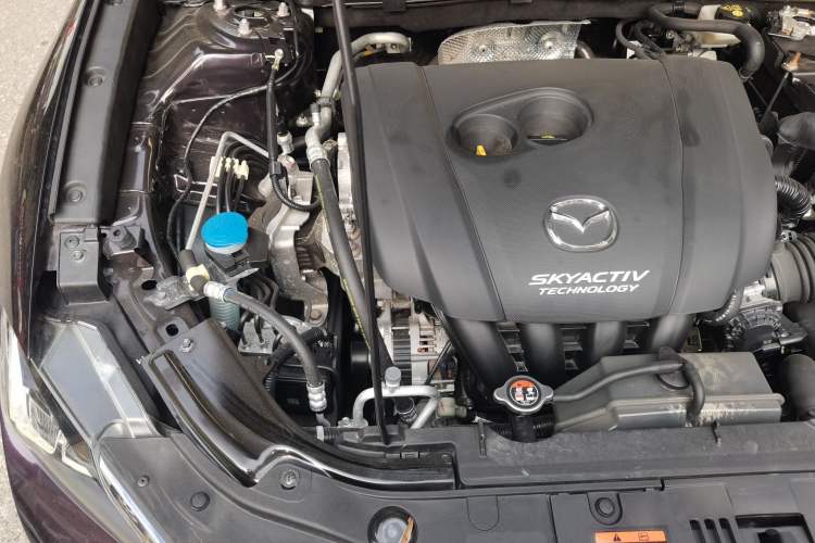 Used Mazda CX-4 2018 2.5L Automatic 4x4 Skyactiv GT Sport Edition China V Standard Engine Bay Right