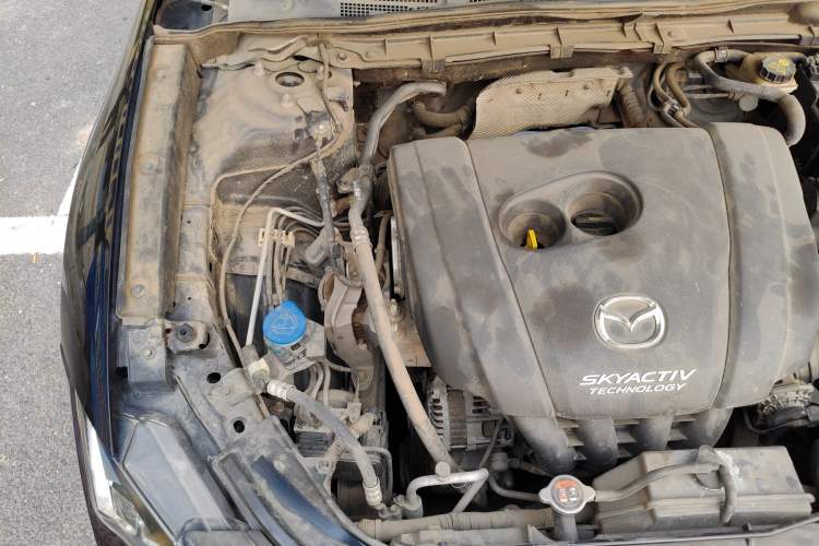 Used Mazda CX-4 2018 2.0L Automatic Two-Wheel Drive Blue Sky Luxury Edition Engine Bay Right