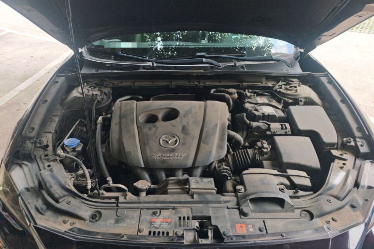 Used Mazda CX-4 2018 2.0L Automatic Two-Wheel Drive Blue Sky Leading Edition China V Standard Engine Bay