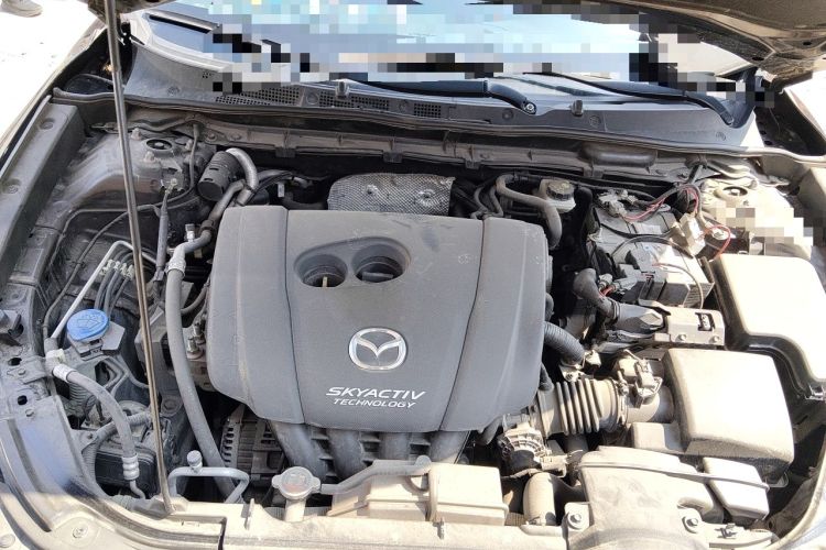 Used Mazda CX-4 2018 2.0L Automatic Two-Wheel Drive Blue Sky Dynamic Version China V Standard Engine Bay