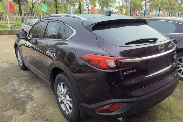 Used Mazda CX-4 2018 2.0L Automatic Two-Wheel Drive Blue Sky Dynamic Version China V Standard Exterior 2