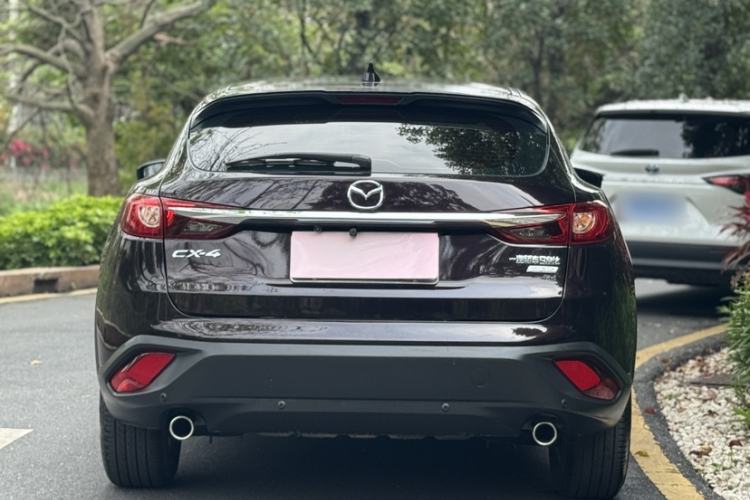 Used Mazda CX-4 2018 2.0L Automatic Two-Wheel Drive Blue Sky Dynamic Version China VI Standard Exterior 3
