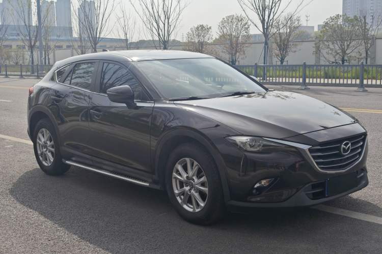 Used Mazda CX-4 2018 2.0L Automatic Two-Wheel Drive Blue Sky Luxury Edition Exterior 4