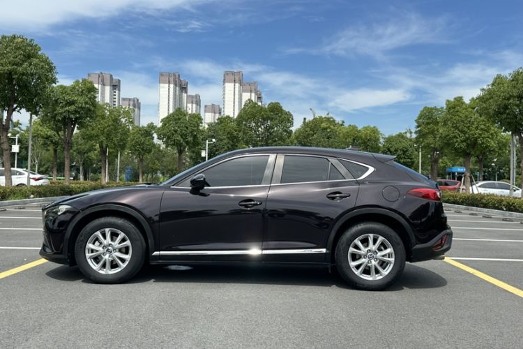 Used Mazda CX-4 2018 2.0L Automatic Two-Wheel Drive Blue Sky Dynamic Version China VI Standard Exterior 5