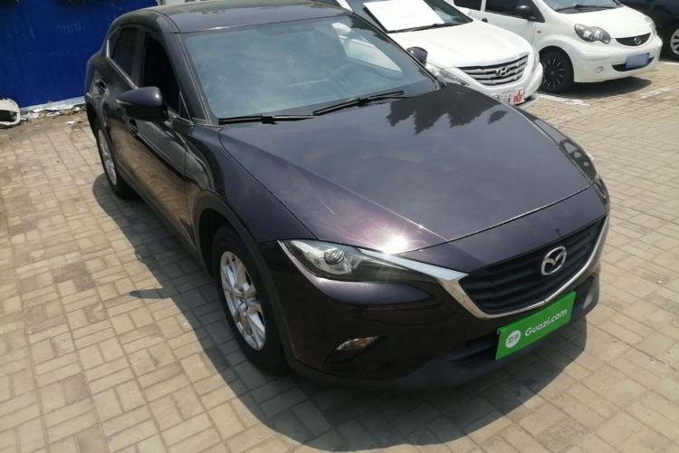 Used Mazda CX-4 2018 2.0L Automatic Two-Wheel Drive Blue Sky Dynamic Version China V Standard Front Right 45 Deg