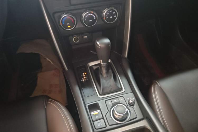 Used Mazda CX-4 2018 2.0L Automatic Two-Wheel Drive Blue Sky Dynamic Version China V Standard Gear Lever