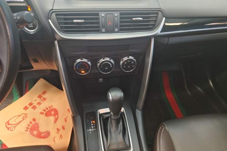 Used Mazda CX-4 2018 2.0L Automatic Two-Wheel Drive Blue Sky Dynamic Version China V Standard Gear Lever