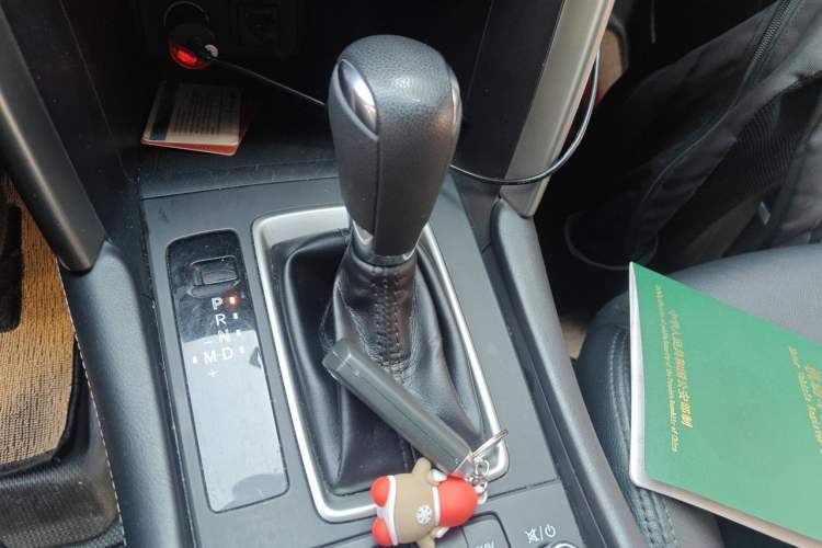 Used Mazda CX-4 2018 2.0L Automatic Two-Wheel Drive Blue Sky Dynamic Version China VI Standard Gear Lever
