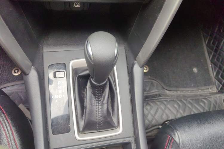 Used Mazda CX-4 2018 2.0L Automatic Two-Wheel Drive Blue Sky Dynamic Version China V Standard Gear Lever