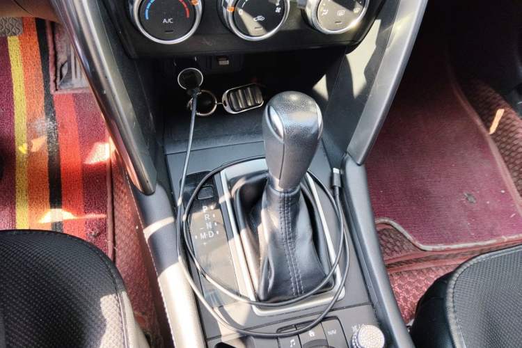 Used Mazda CX-4 2018 2.0L Automatic Two-Wheel Drive Blue Sky Dynamic Version China V Standard Gear Lever