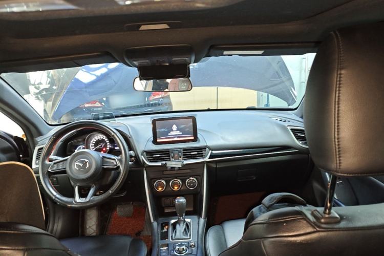 Used Mazda CX-4 2018 2.0L Automatic Two-Wheel Drive Blue Sky Dynamic Version China V Standard Headliner