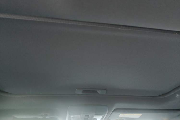 Used Mazda CX-4 2018 2.0L Automatic Two-Wheel Drive Blue Sky Dynamic Version China VI Standard Headliner