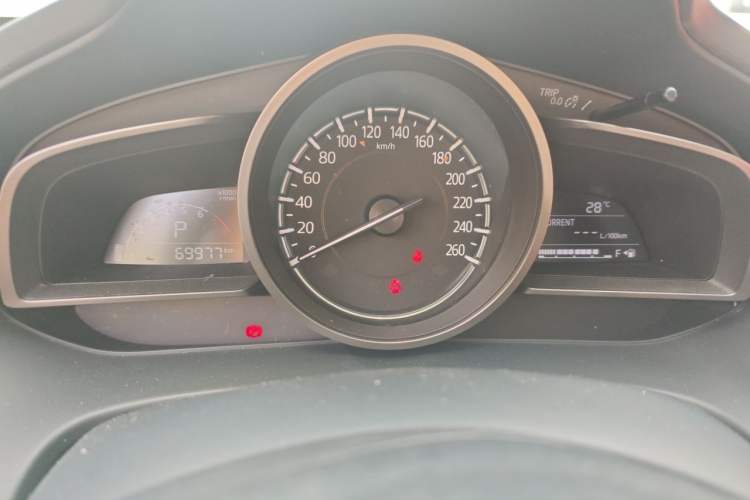 Used Mazda CX-4 2018 2.0L Automatic Two-Wheel Drive Blue Sky Exploration Version China V Standard Instrument Cluster
