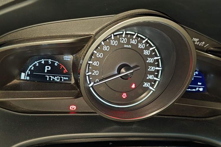 Used Mazda CX-4 2018 2.0L Automatic Two-Wheel Drive Blue Sky Dynamic Version China V Standard Instrument Cluster