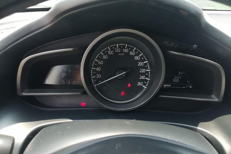 Used Mazda CX-4 2018 2.0L Automatic Two-Wheel Drive Blue Sky Dynamic Version China V Standard Instrument Cluster