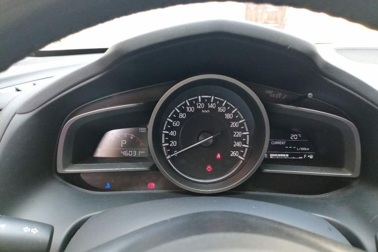 Used Mazda CX-4 2018 2.0L Automatic Two-Wheel Drive Blue Sky Exploration Version China V Standard Instrument Cluster