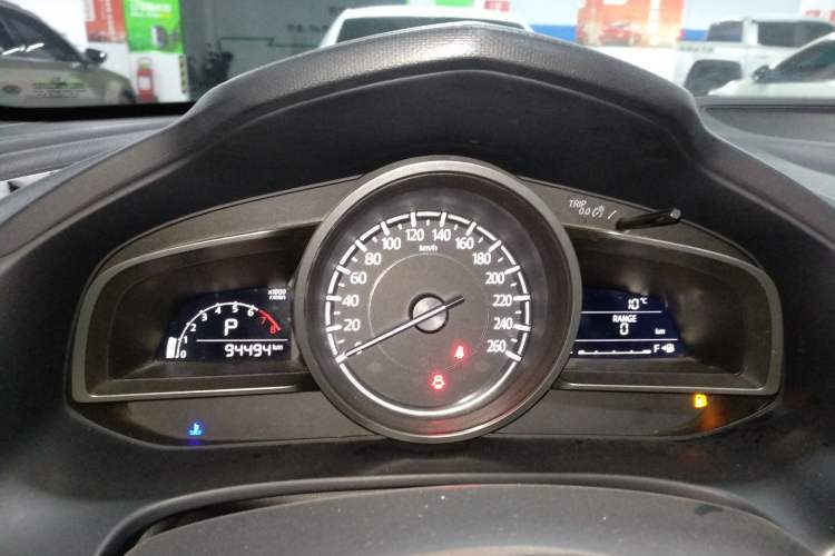 Used Mazda CX-4 2018 2.0L Automatic Two-Wheel Drive Blue Sky Dynamic Version China V Standard Instrument Cluster
