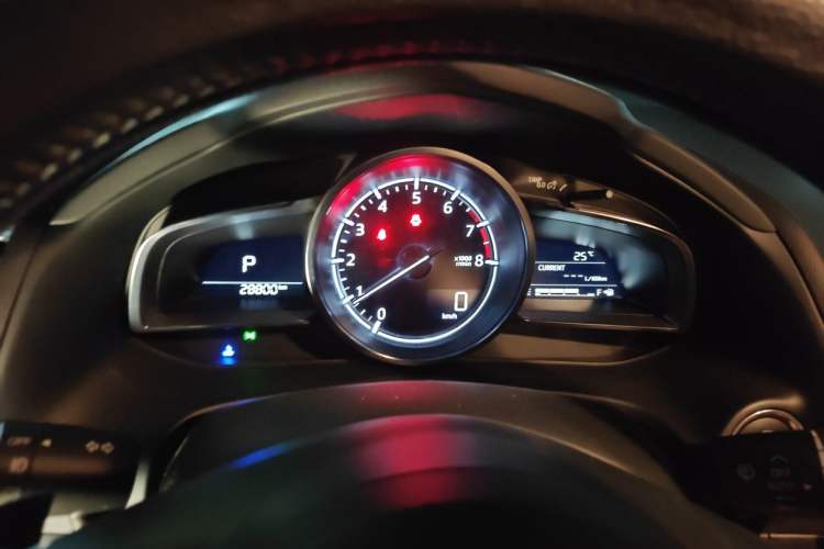 Used Mazda CX-4 2018 2.0L Automatic Two-Wheel Drive Blue Sky Leading Edition China V Standard Instrument Cluster