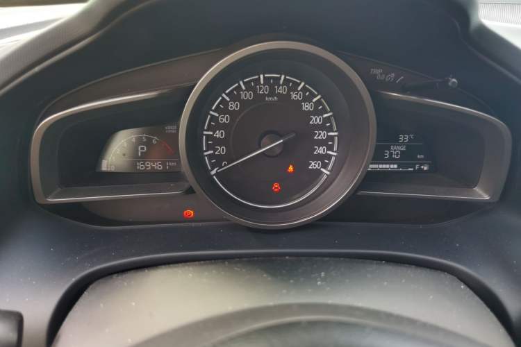 Used Mazda CX-4 2018 2.0L Automatic Two-Wheel Drive Blue Sky Exploration Version China V Standard Instrument Cluster