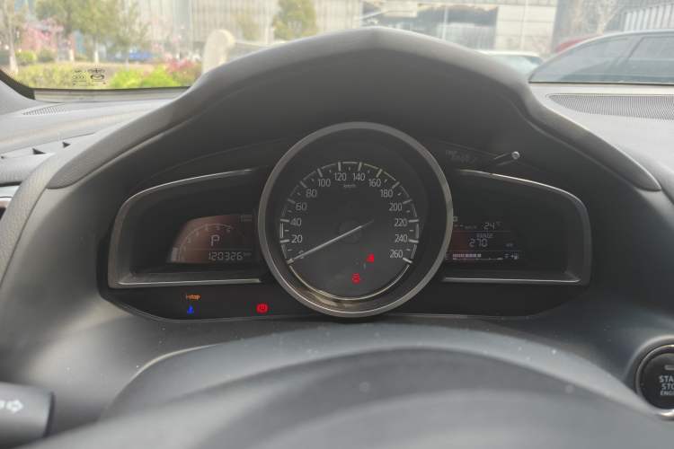 Used Mazda CX-4 2018 2.0L Automatic Two-Wheel Drive Blue Sky Dynamic Version China VI Standard Instrument Cluster
