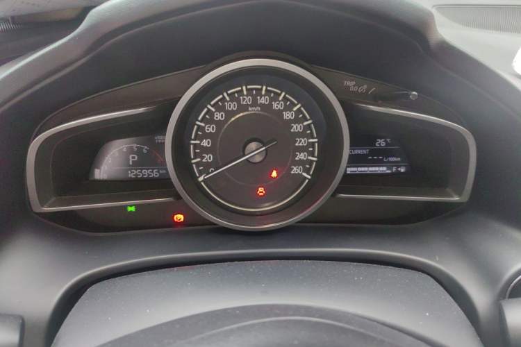 Used Mazda CX-4 2018 2.0L Automatic Two-Wheel Drive Blue Sky Dynamic Version China V Standard Instrument Cluster