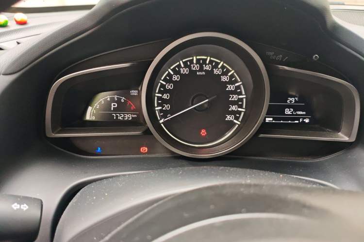 Used Mazda CX-4 2018 2.0L Automatic Two-Wheel Drive Blue Sky Dynamic Version China V Standard Instrument Cluster