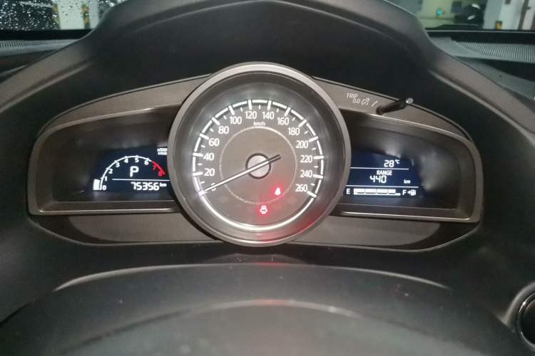 Used Mazda CX-4 2018 2.0L Automatic Two-Wheel Drive Blue Sky Dynamic Version China V Standard Instrument Cluster