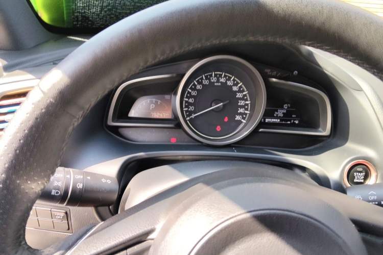Used Mazda CX-4 2018 2.0L Automatic Two-Wheel Drive Blue Sky Dynamic Version China V Standard Instrument Cluster