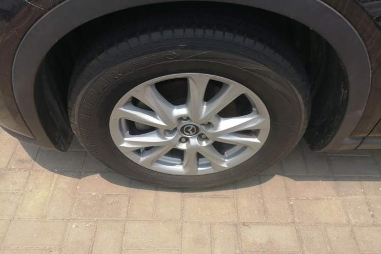 Used Mazda CX-4 2018 2.0L Automatic Two-Wheel Drive Blue Sky Dynamic Version China V Standard Left Front Wheel Hub