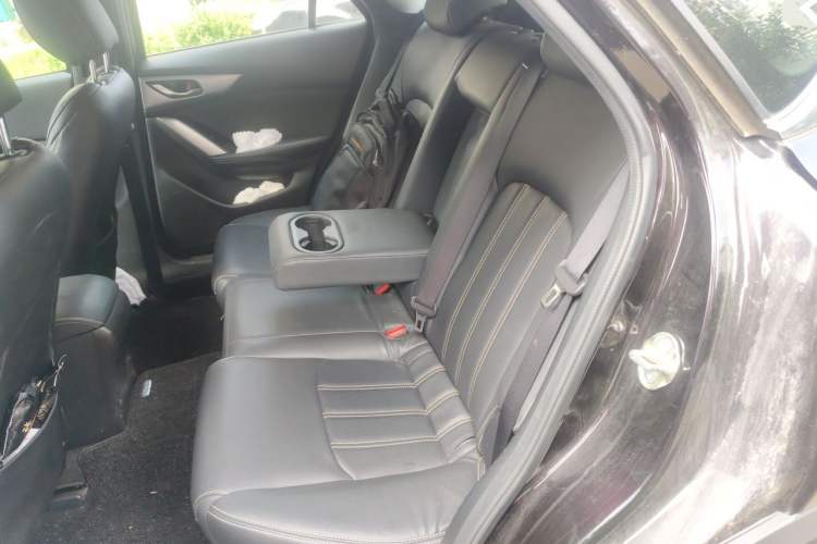 Used Mazda CX-4 2018 2.0L Automatic Two-Wheel Drive Blue Sky Dynamic Version China VI Standard Left Rear Seat