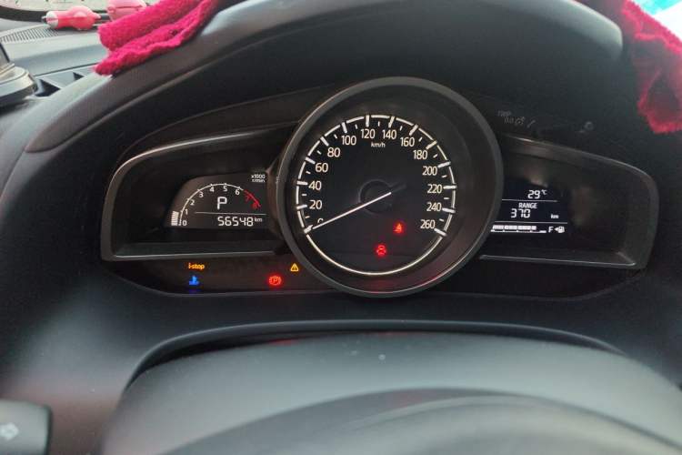 Used Mazda CX-4 2018 2.0L Automatic Two-Wheel Drive Blue Sky Dynamic Version China VI Standard Odometer Close Up