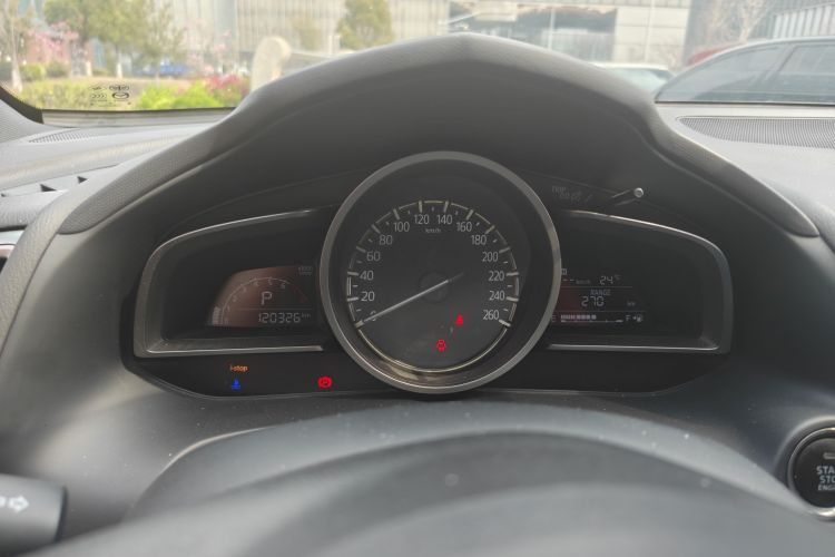 Used Mazda CX-4 2018 2.0L Automatic Two-Wheel Drive Blue Sky Dynamic Version China VI Standard Odometer Close Up