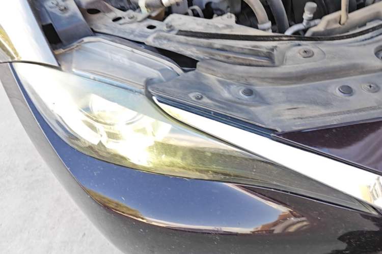 Used Mazda CX-4 2018 2.0L Automatic Two-Wheel Drive Blue Sky Dynamic Version China V Standard Right Front Headlight