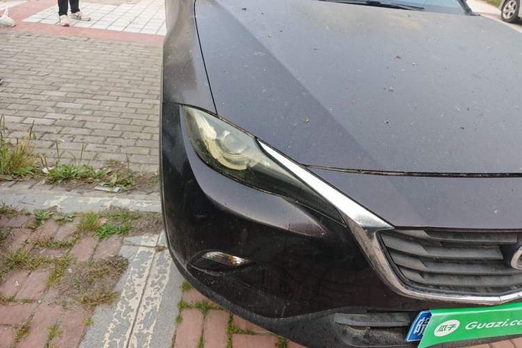 Used Mazda CX-4 2018 2.0L Automatic Two-Wheel Drive Blue Sky Dynamic Version China VI Standard Right Front Headlight