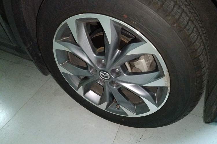 Used Mazda CX-4 2018 2.5L Automatic 4x4 Sky Blue Passion Tech Limited Edition Right Front Wheel Hub