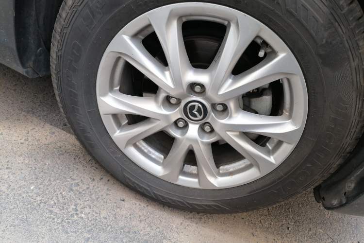 Used Mazda CX-4 2018 2.0L Automatic Two-Wheel Drive Blue Sky Exploration Version China V Standard Right Front Wheel Hub