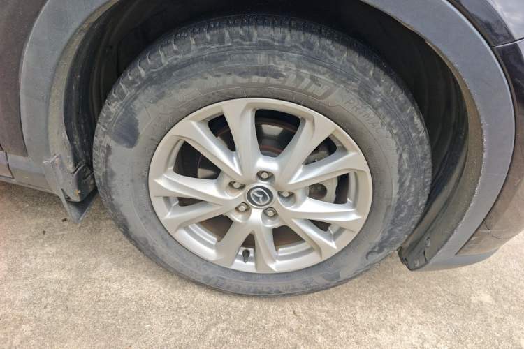 Used Mazda CX-4 2018 2.0L Automatic Two-Wheel Drive Blue Sky Exploration Version China V Standard Right Front Wheel Hub