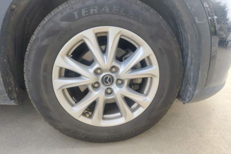 Used Mazda CX-4 2018 2.0L Automatic Two-Wheel Drive Blue Sky Dynamic Version China VI Standard Right Front Wheel Hub