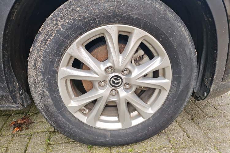 Used Mazda CX-4 2018 2.0L Automatic Two-Wheel Drive Blue Sky Dynamic Version China V Standard Right Front Wheel Hub